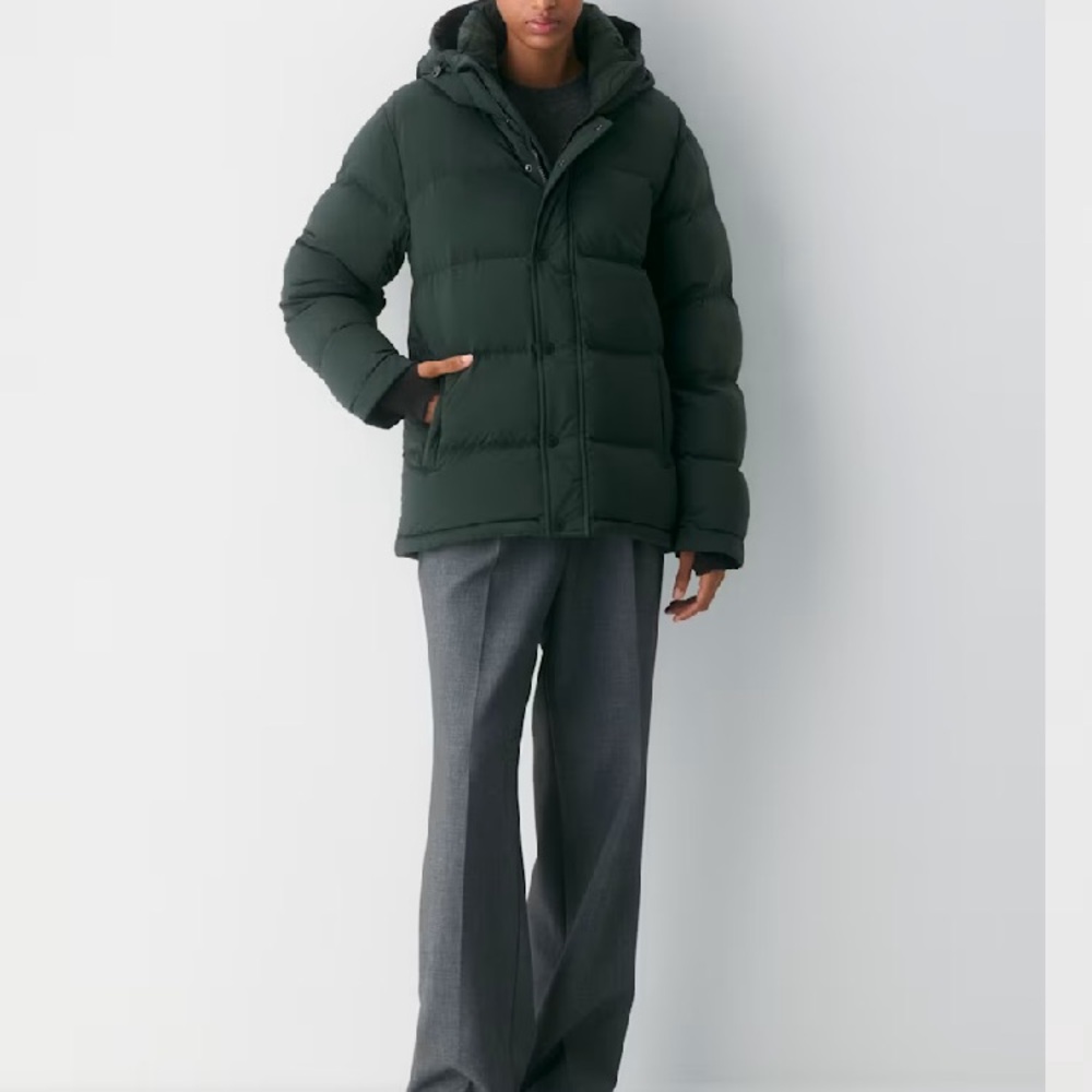 Aritzia The Super Puff-Original/Climatte Dark Green